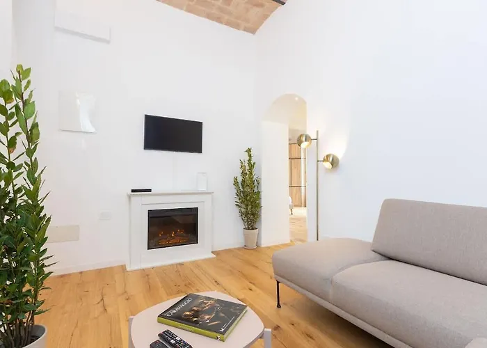 Casa D'artista Con Soffitti D'epoca Vicino Termini Apartamento *