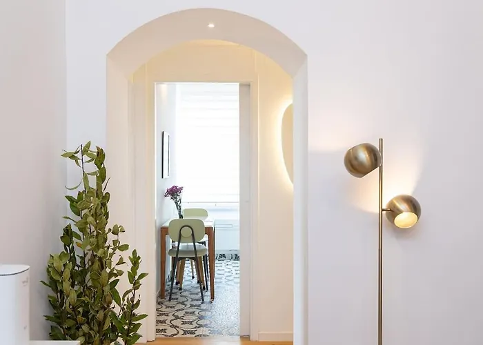 Casa D'artista Con Soffitti D'epoca Vicino Termini *
