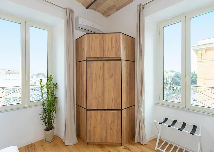 Casa D'artista Con Soffitti D'epoca Vicino Termini * Roma