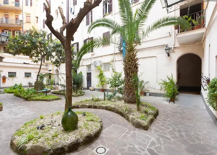 Casa D'artista Con Soffitti D'epoca Vicino Termini Apartamento Roma